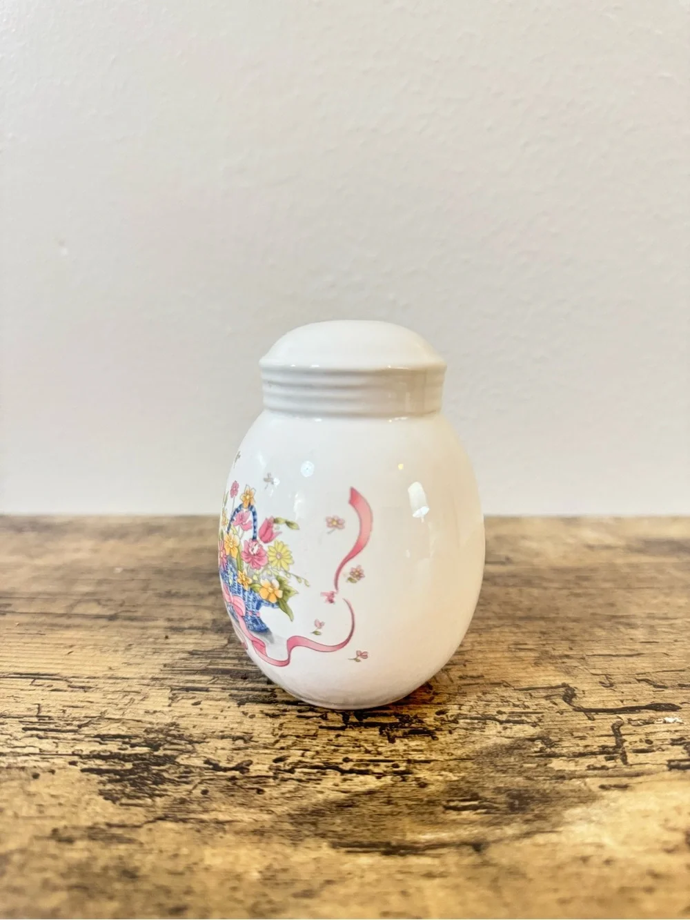 Floral Basket Ceramic Salt & Pepper Shakers |Set of 2